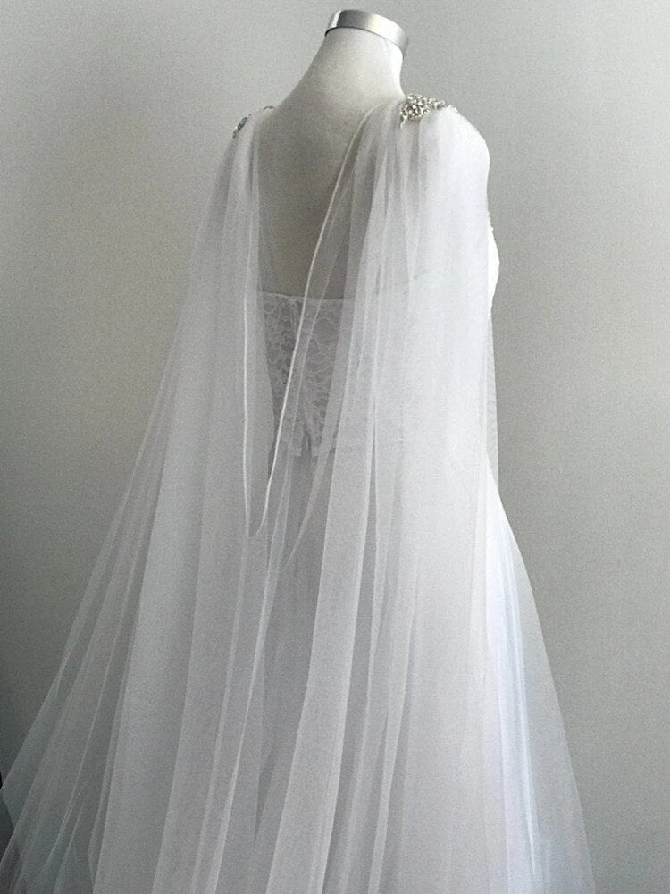 Diamond Top Cape Veil