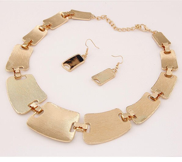 Geometric Leopard Necklace Sets