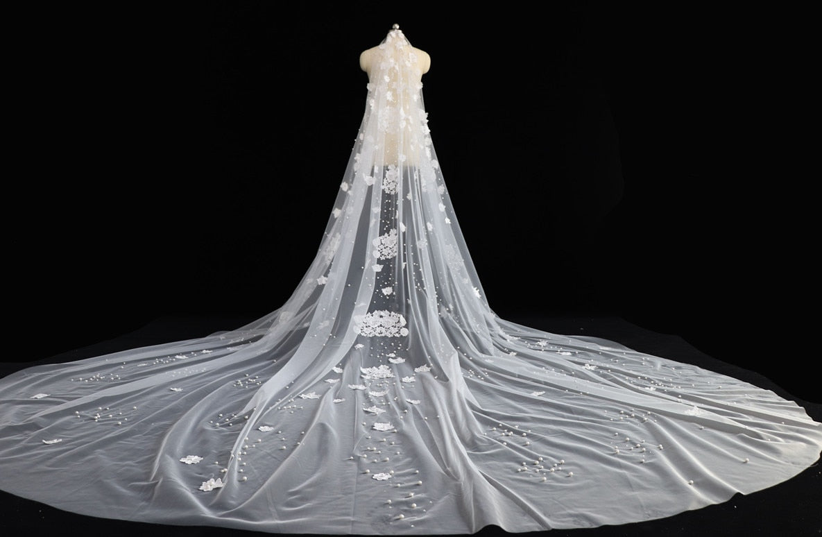 3D Flowers Pearls Veils