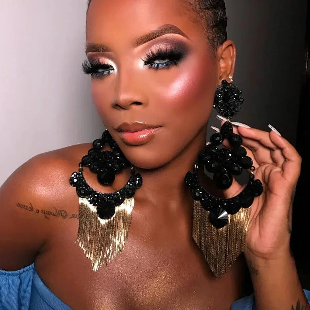 Spice Up Your Valentine's Day Look with These Trendy Jewelry Must-Haves!