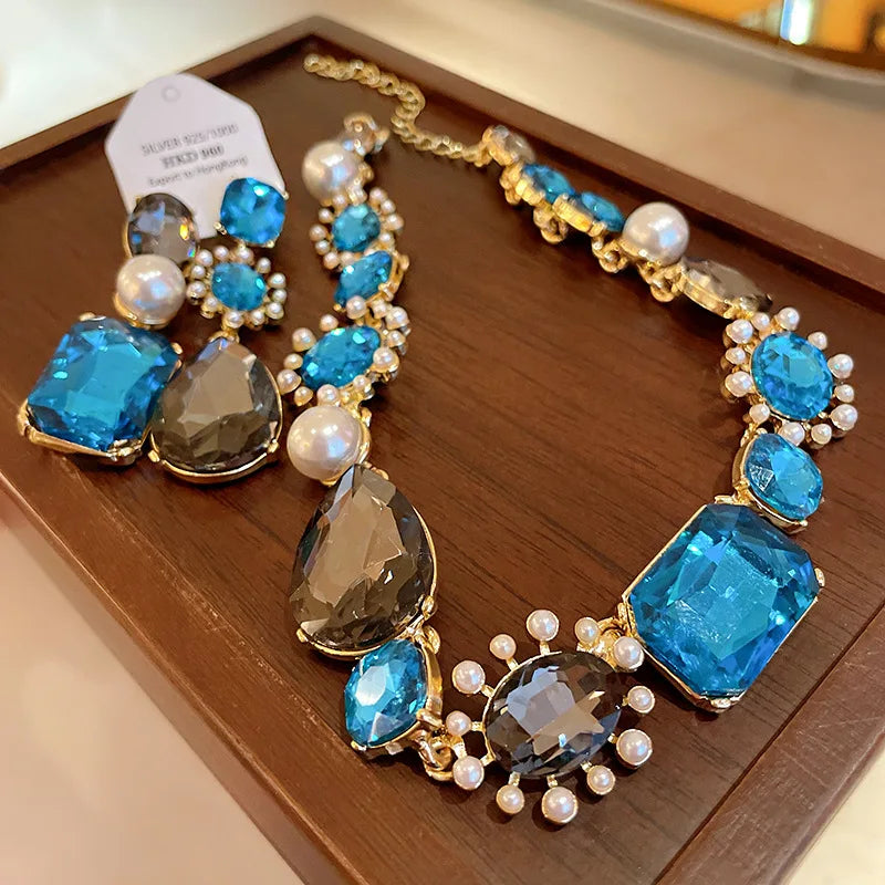 3-Piece French Light Luxury Jewelry Set – Water Drop Pearl & Rhinestone Necklace Set