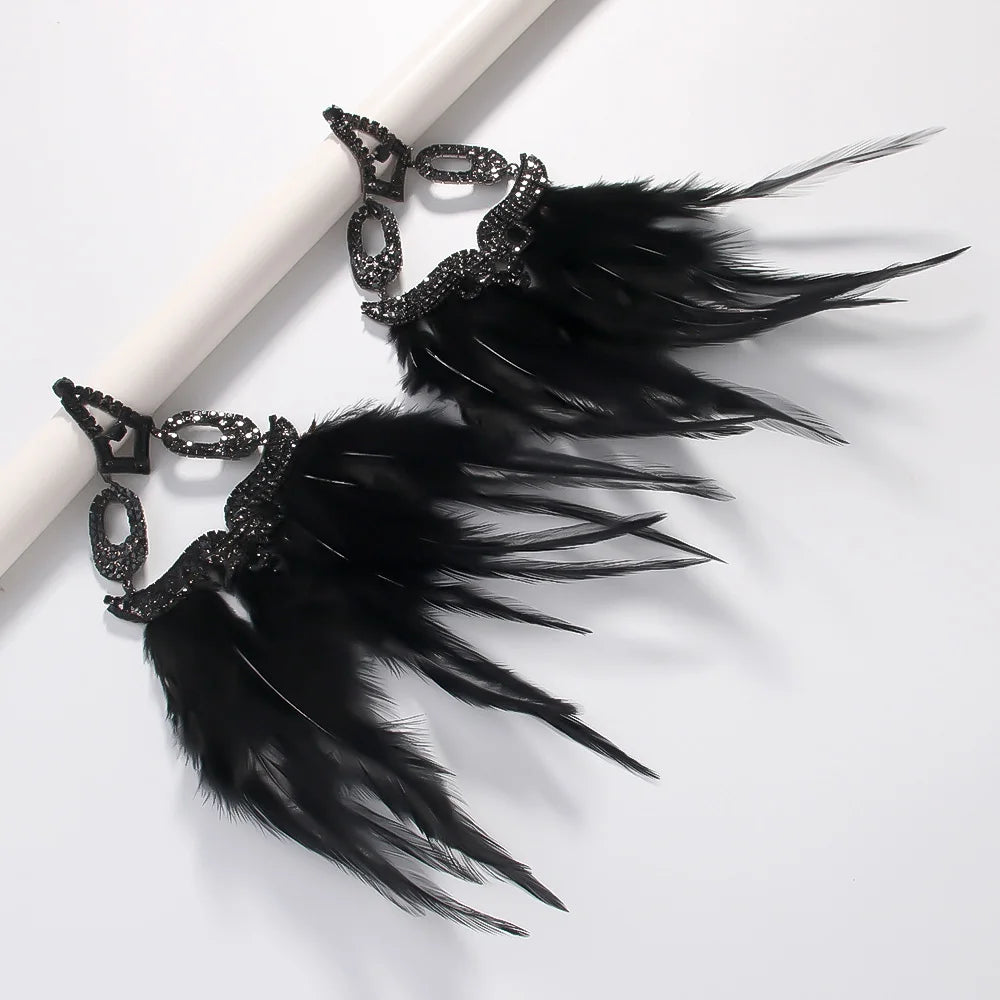 Boho Black Feather Dangle Earrings – Statement Jewelry for Belly Dance Fashion