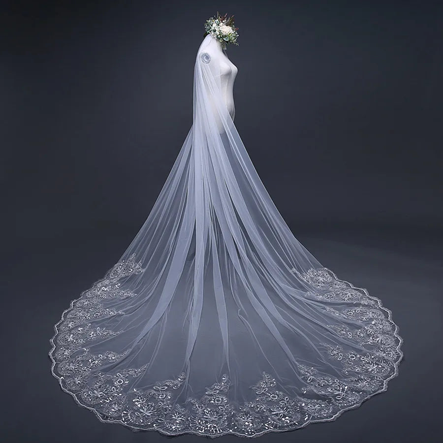 Cathedral Wedding Lace Appliqued Bridal Veils ivory