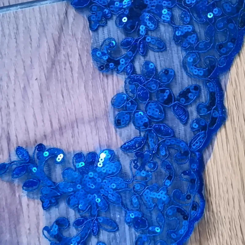 Dazzling Sapphire Blue Veil design