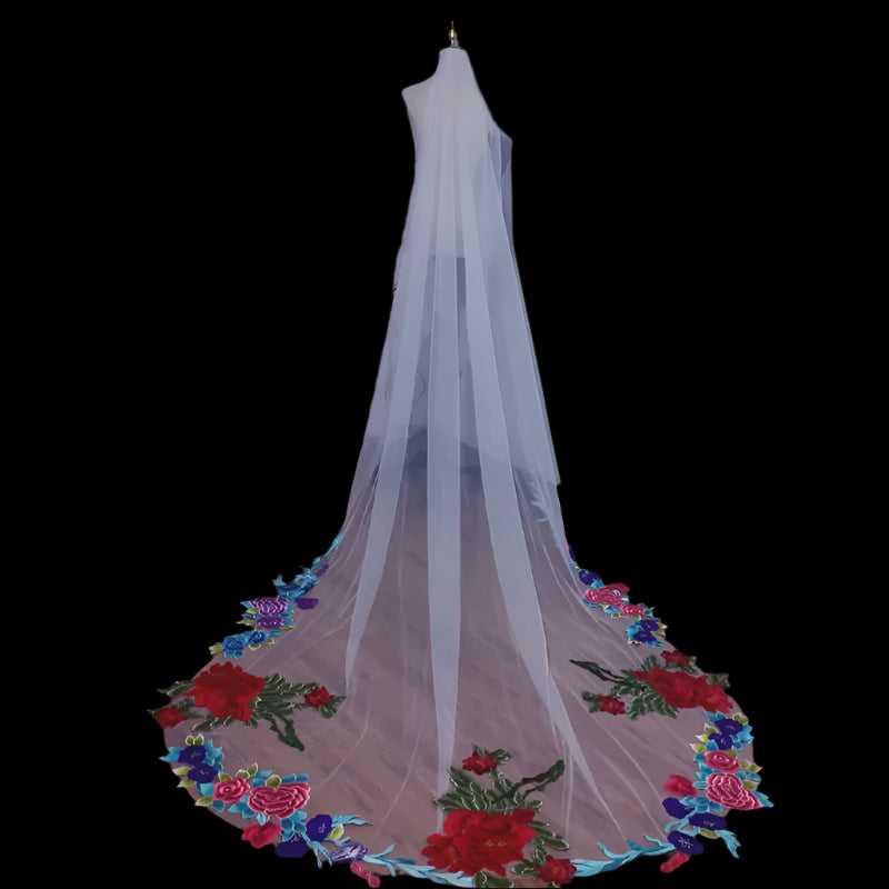 Embroidered Lace Wedding Veil back