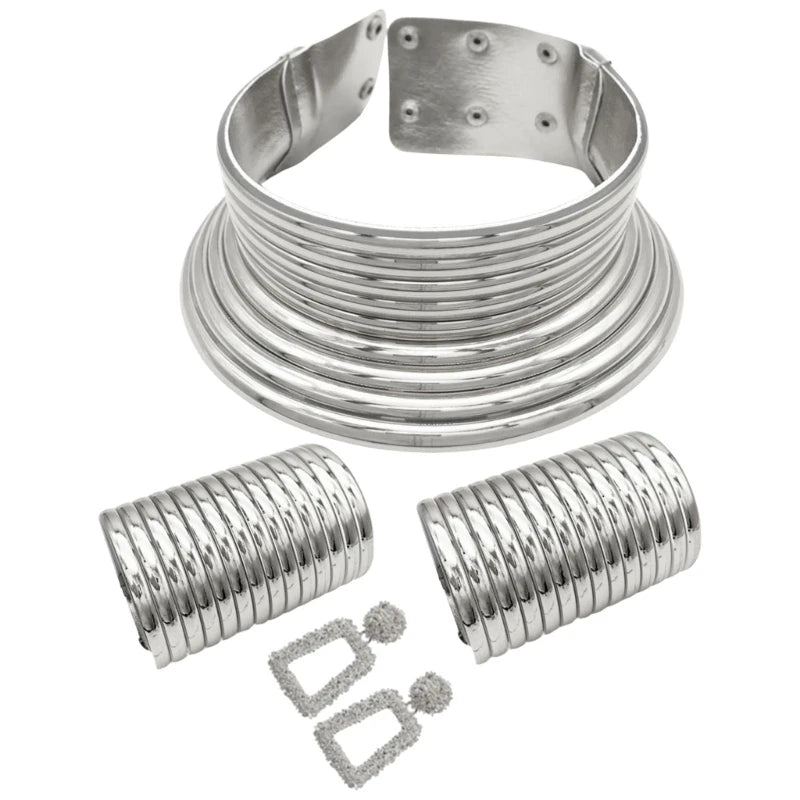 Ethnic Collar Jewelry Set – Trendsetting Long Neck Choker in Gold/Silve f