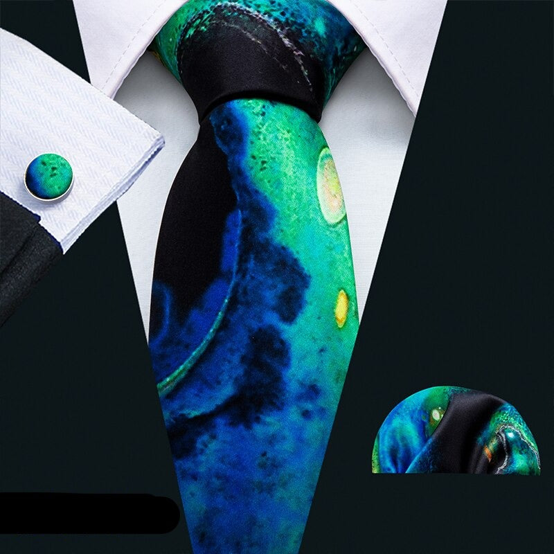 Men's Paisley Printed Necktie