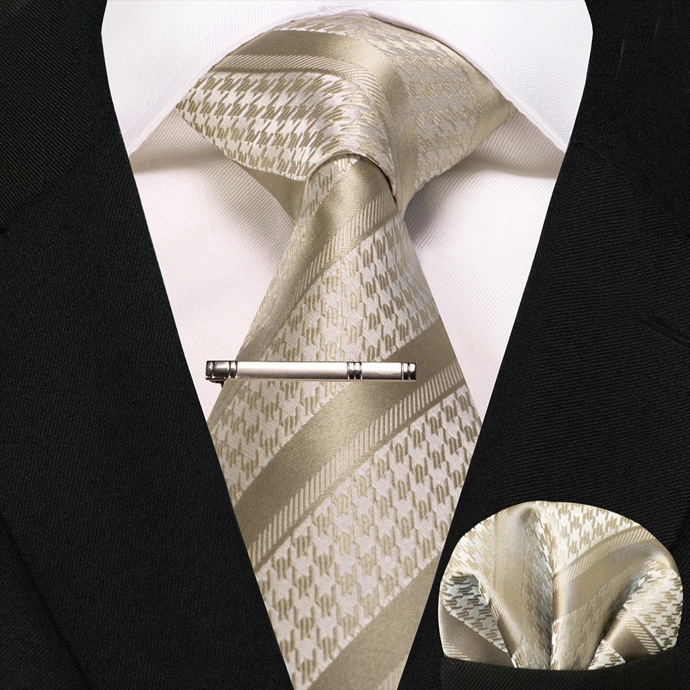 Silk paisley tie set with handkerchief and tie clip for men
