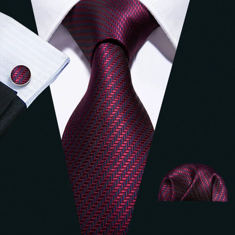 Exquisite Fashion Silk Men Tie Set
