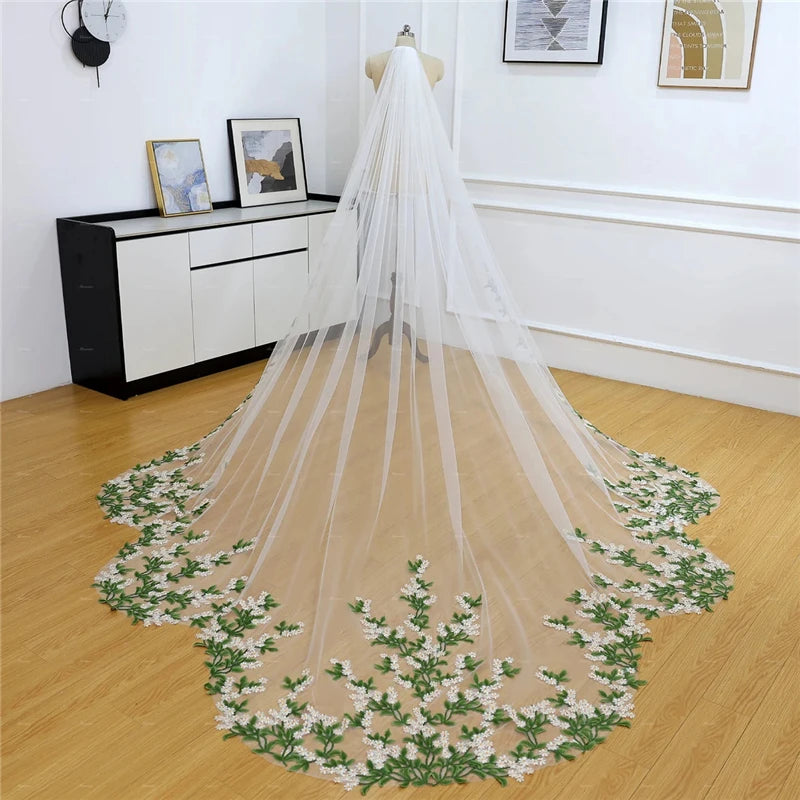 Scalloped Green Leaves Floral Bridal Wedding Veil