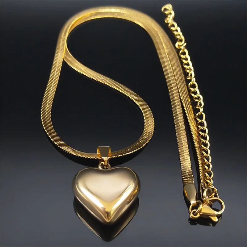 Heart Pendant Necklace Choker