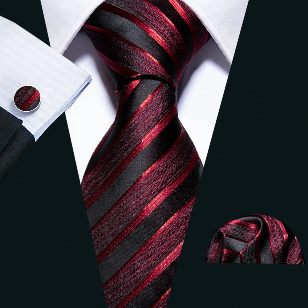 Exquisite Fashion Silk Men Tie Set