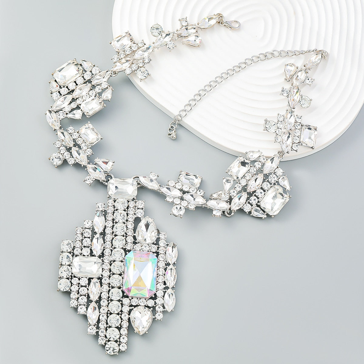 Baroque Style Crystal Gems Necklace