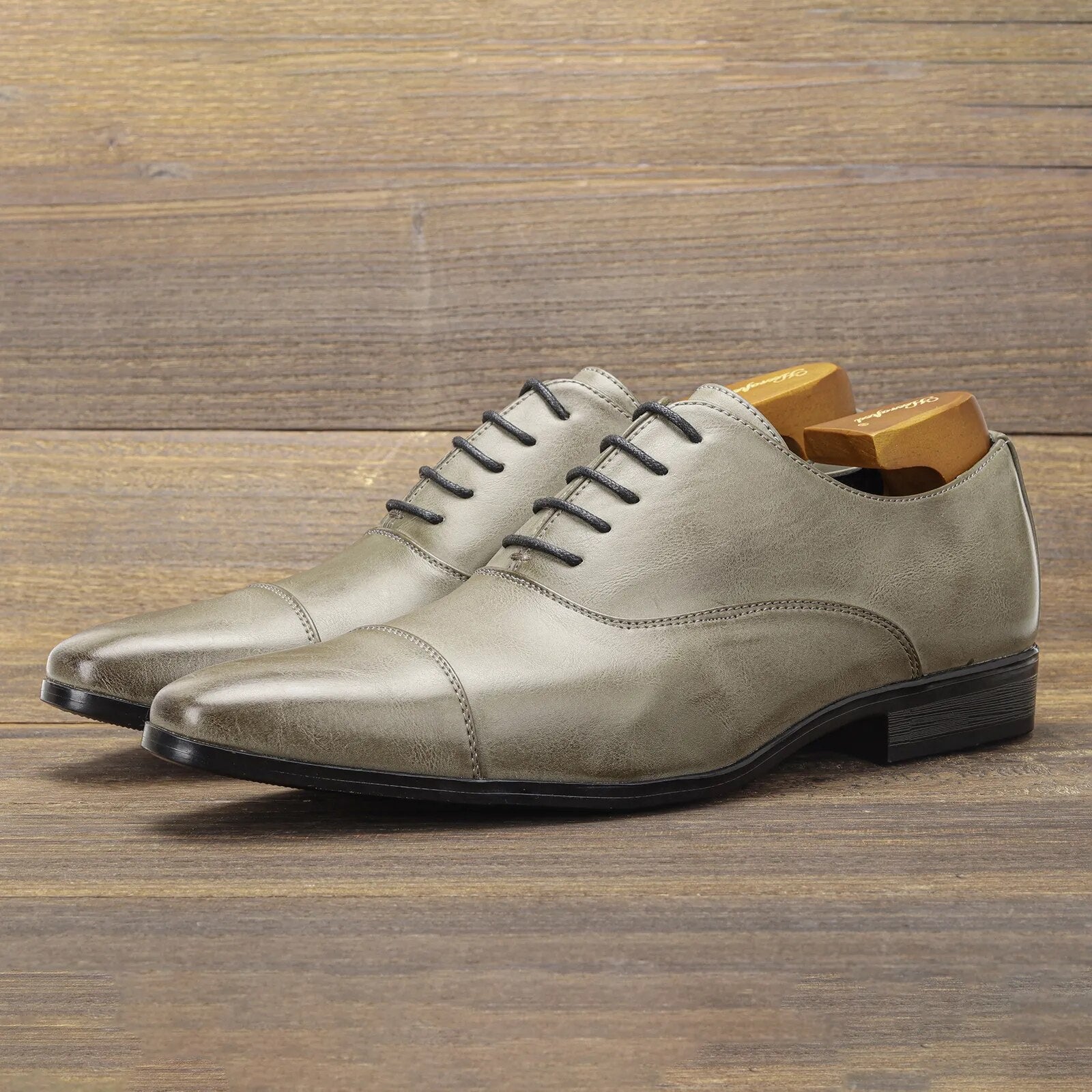 Social Men Stylish Oxfords