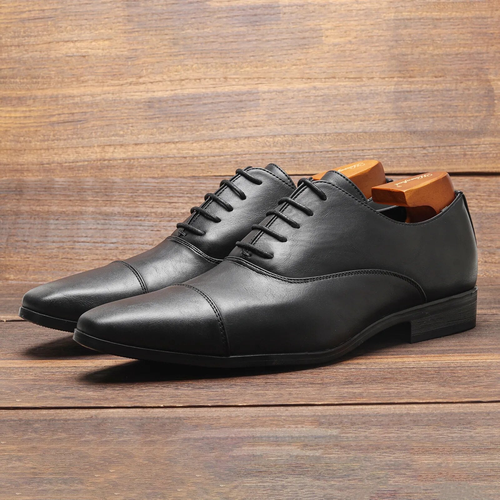 Social Men Stylish Oxfords