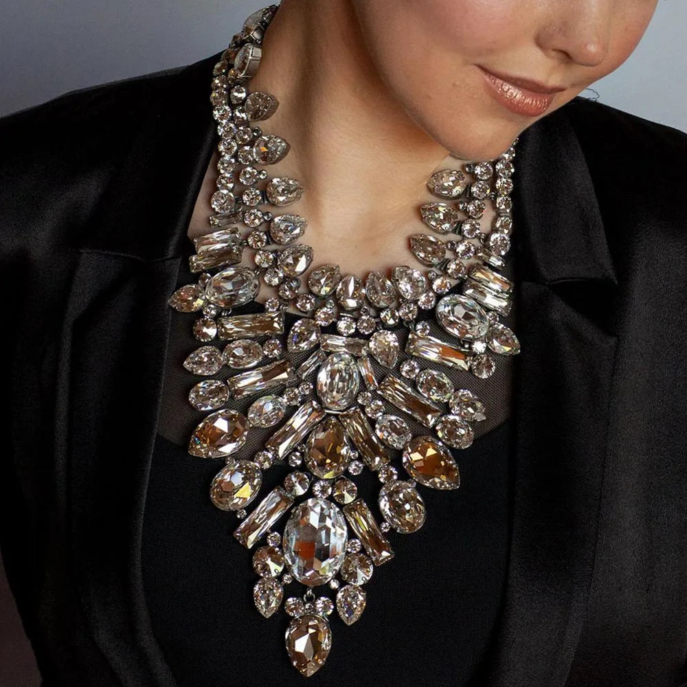Exaggerated Rhinestone Choker Necklace – Geometric Statement Collar Jewelry for Women or Drag Queen Fashion CHoker