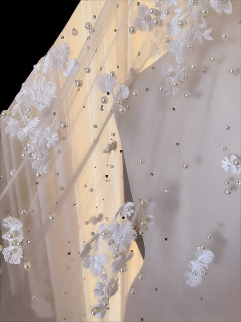 3D Flowers Pearls Wedding Bridal Veils back