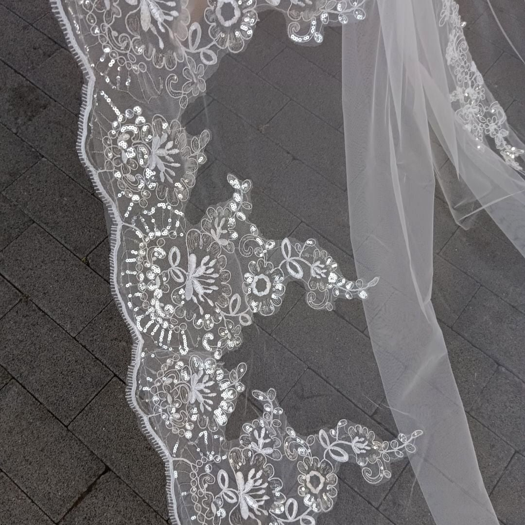 Full Lace Edge Bridal Wedding Veil design