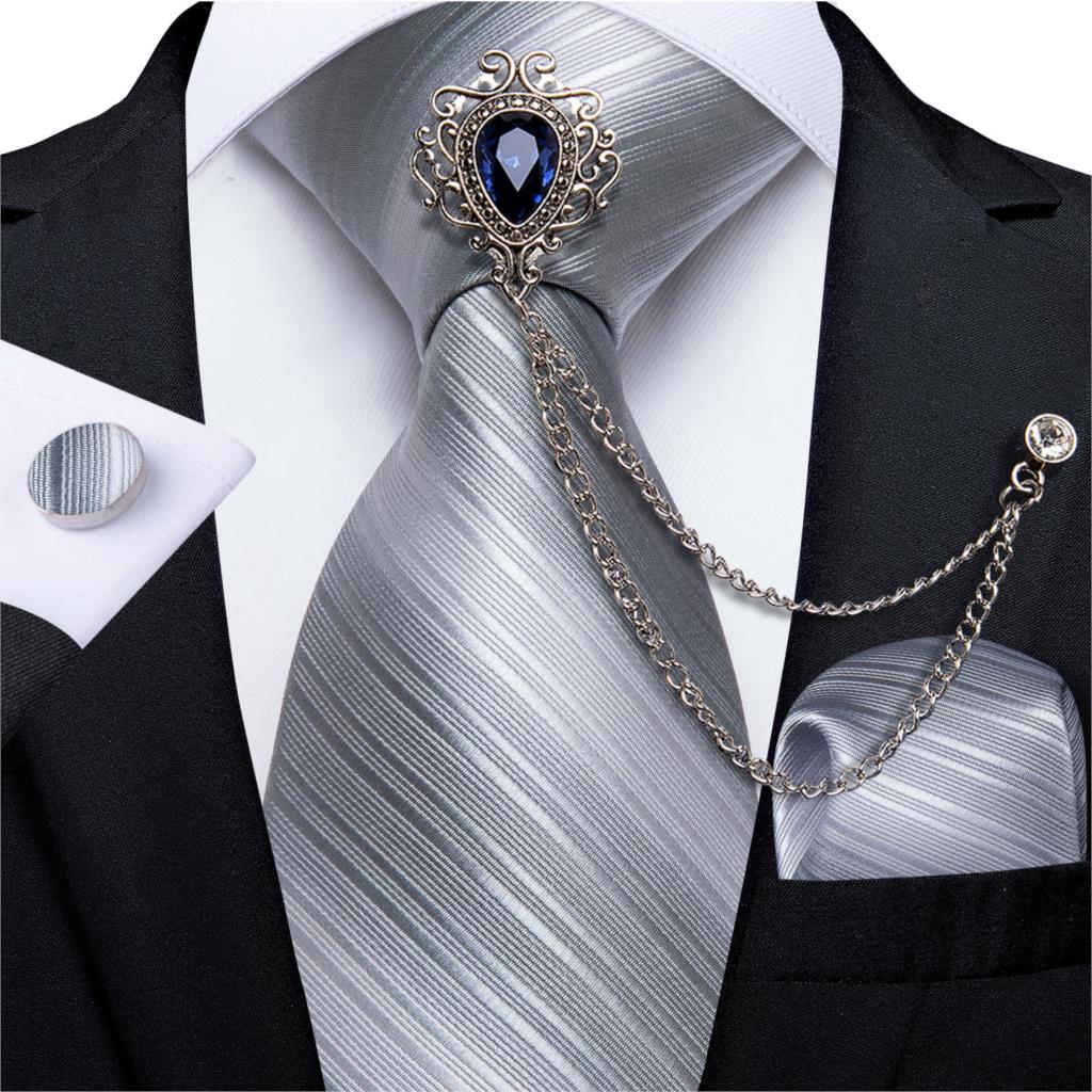 Luxury Tie with Brooch Chain