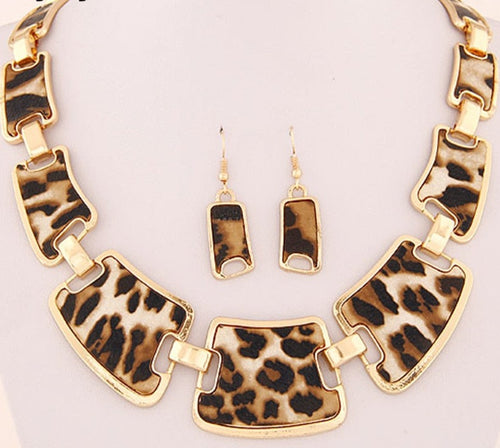 Geometric Leopard Necklace Sets