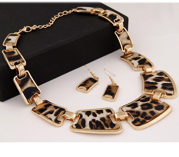 Geometric Leopard Necklace Sets
