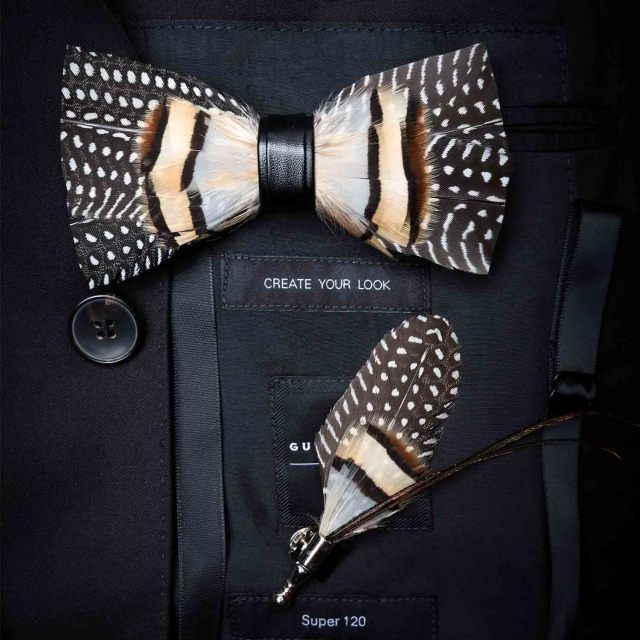 Natural Brid Feather Exquisite Bow Tie Brooch Pin